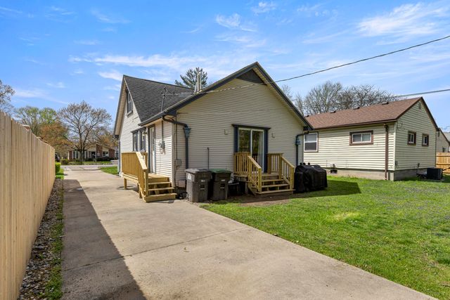 7205 Cherokee Street, Taylor, MI 48180