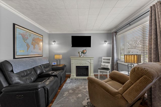 7205 Cherokee Street, Taylor, MI 48180