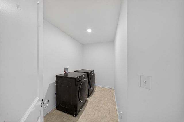 49527 Lantern Way, Canton Twp, MI 48188