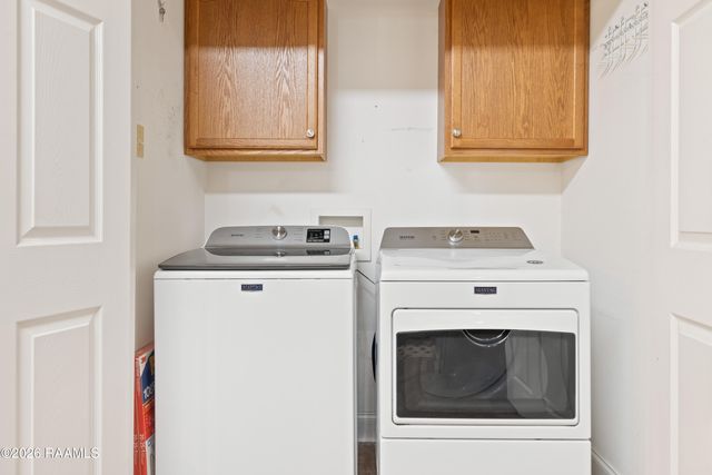 105 Glenfield Street, Youngsville, LA 70592