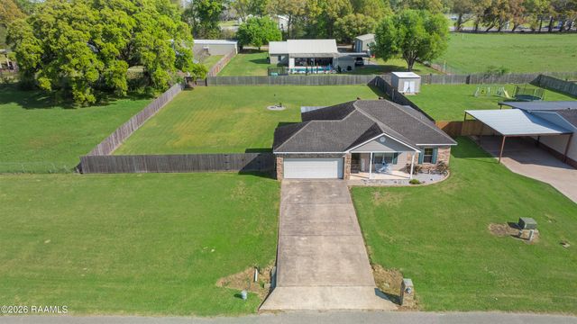 105 Glenfield Street, Youngsville, LA 70592