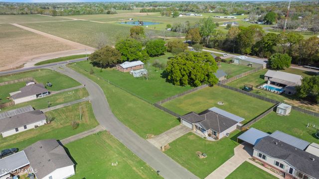 105 Glenfield Street, Youngsville, LA 70592