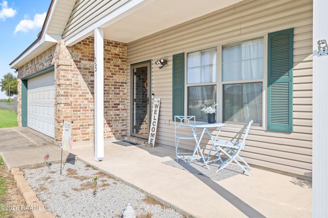 105 Glenfield Street, Youngsville, LA 70592