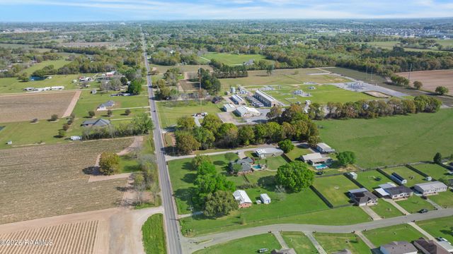 105 Glenfield Street, Youngsville, LA 70592