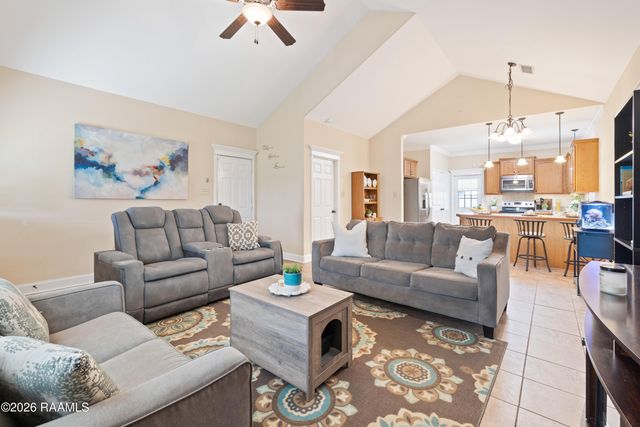 105 Glenfield Street, Youngsville, LA 70592