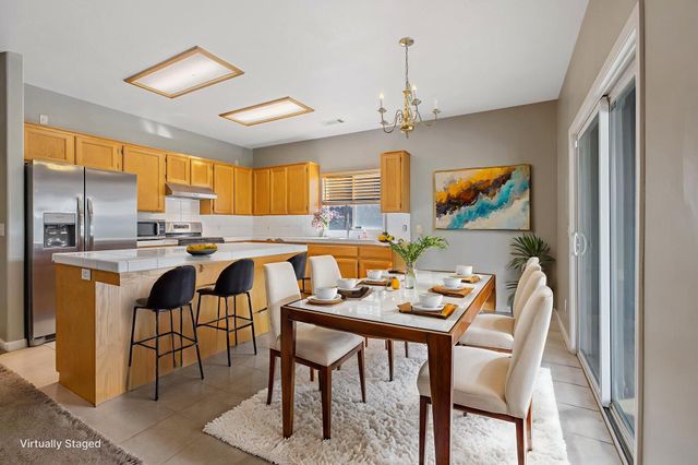 741 Bender Court, Tulare, CA 93274