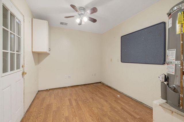 741 Bender Court, Tulare, CA 93274