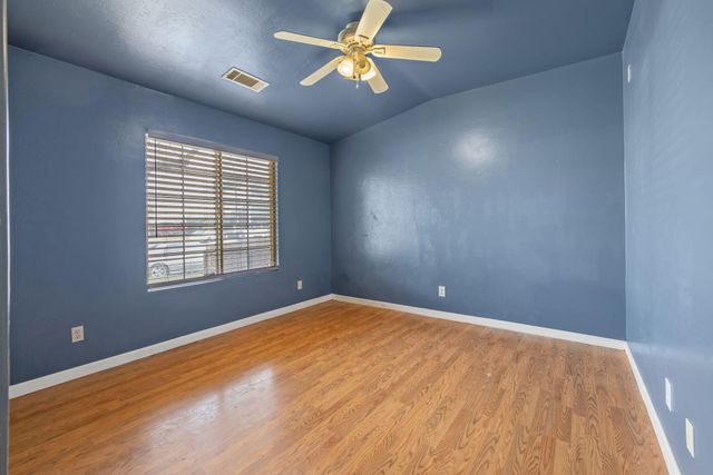 741 Bender Court, Tulare, CA 93274