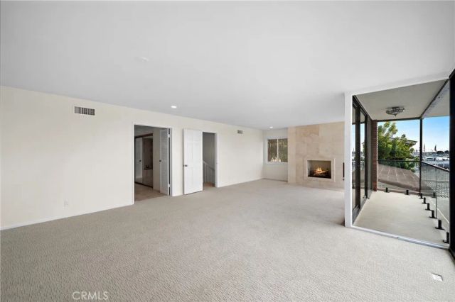 205 Via Lido Soud, Newport Beach, CA 92663