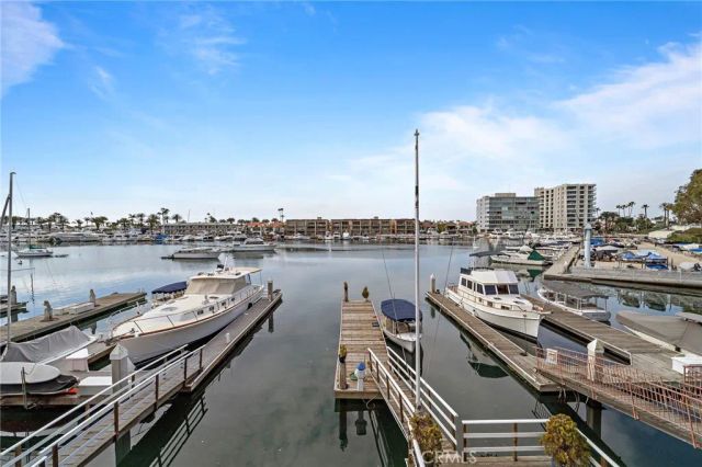 205 Via Lido Soud, Newport Beach, CA 92663