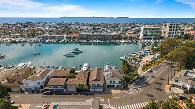 205 Via Lido Soud, Newport Beach, CA 92663
