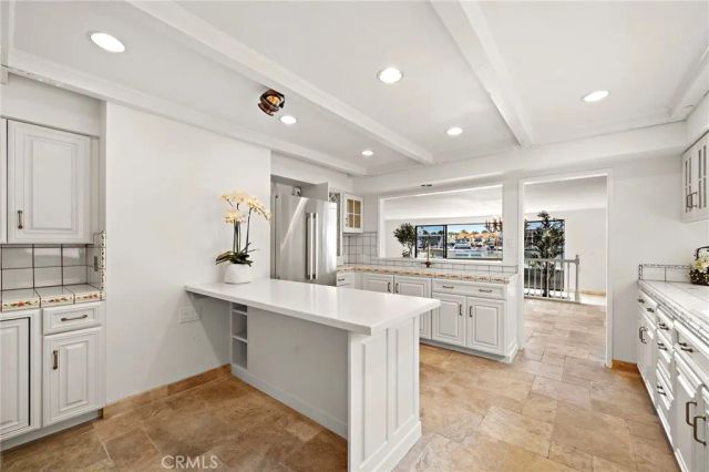 205 Via Lido Soud, Newport Beach, CA 92663