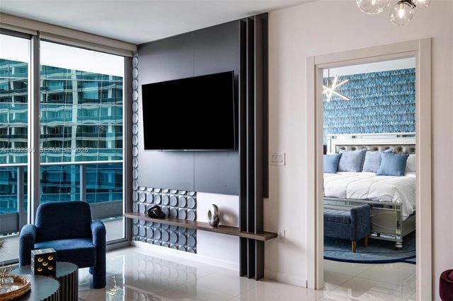 200 Biscayne Boulevard Way 3311, Miami, FL 33131