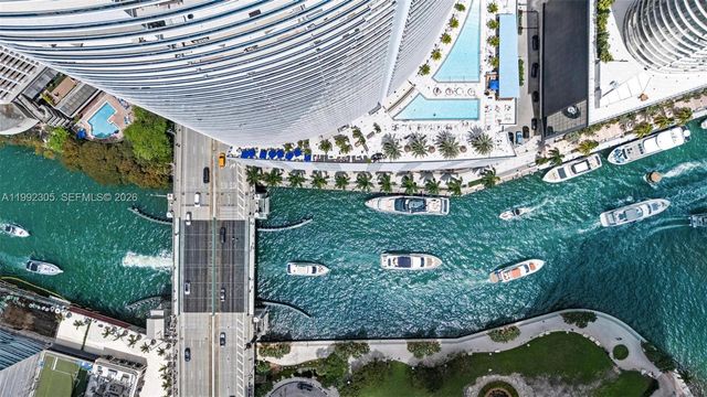 200 Biscayne Boulevard Way 3311, Miami, FL 33131