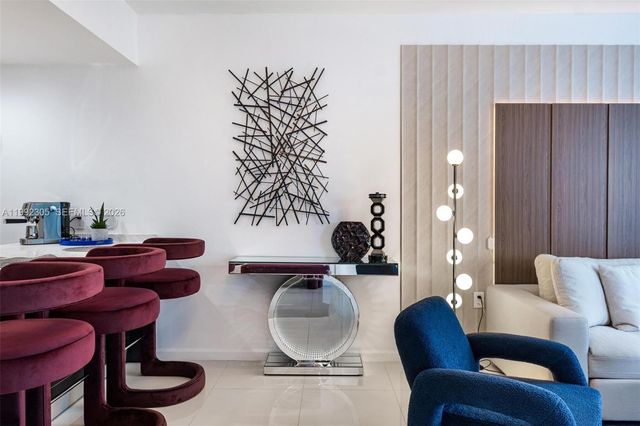 200 Biscayne Boulevard Way 3311, Miami, FL 33131