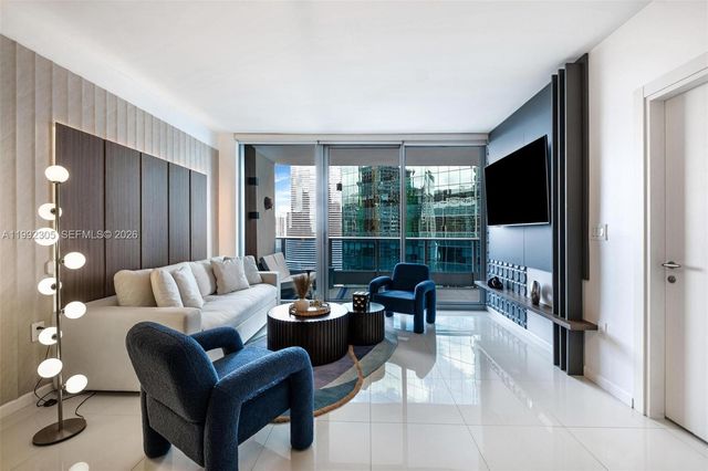 200 Biscayne Boulevard Way 3311, Miami, FL 33131