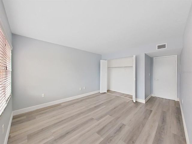 8 GLENCOE PLACE 208, Dunedin, FL 34698