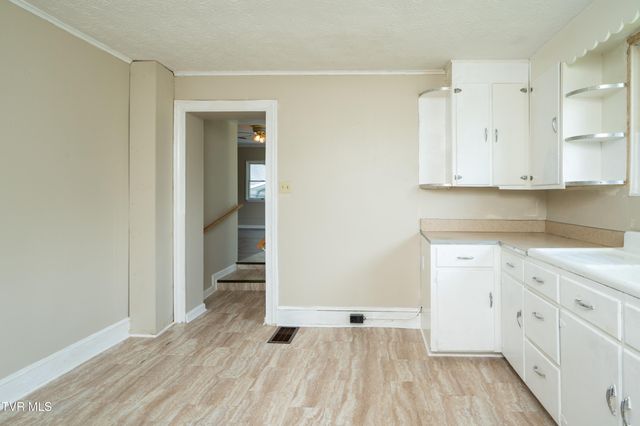 2100 Patton Street, Kingsport, TN 37660