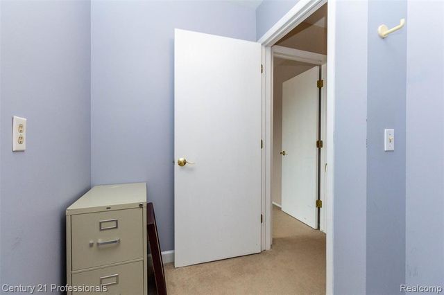574 Tennyson, Rochester Hills, MI 48307