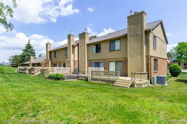 574 Tennyson, Rochester Hills, MI 48307