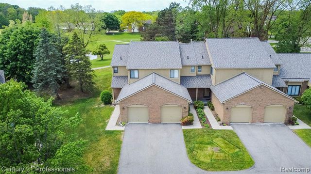 574 Tennyson, Rochester Hills, MI 48307