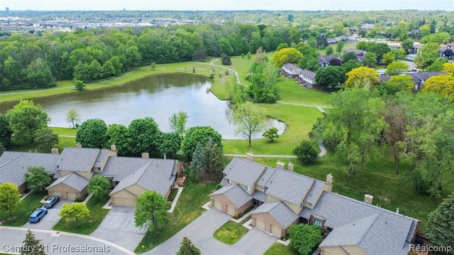 574 Tennyson, Rochester Hills, MI 48307