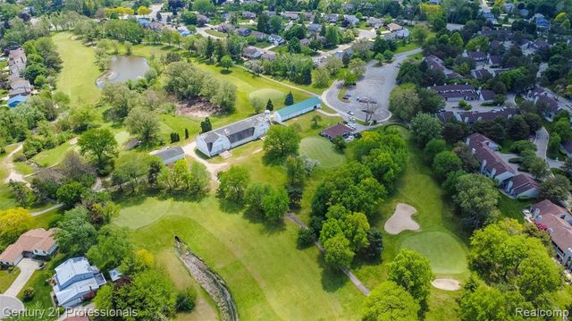 574 Tennyson, Rochester Hills, MI 48307