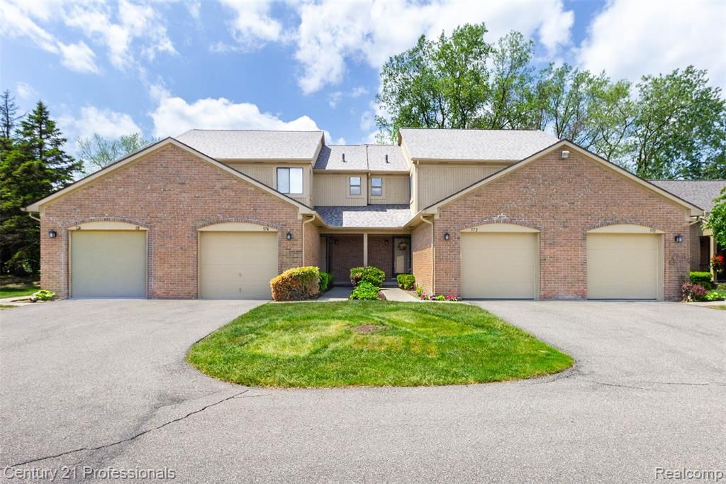 574 Tennyson, Rochester Hills, MI 48307