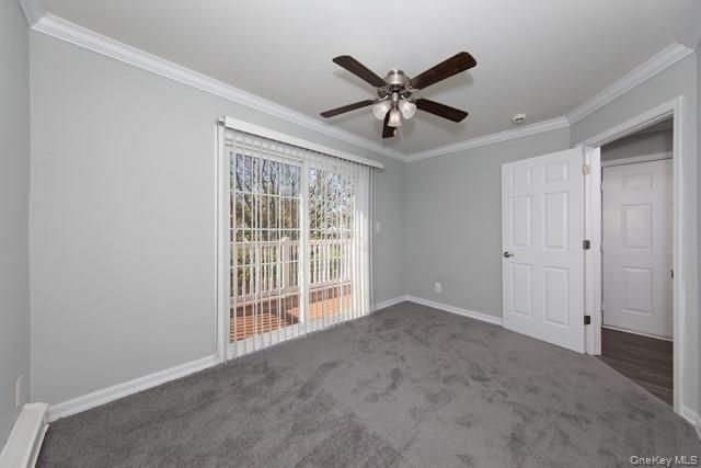 184 Hallock Road 1C2, Lake Grove, NY 11755