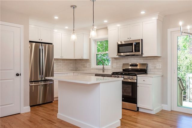 81 Cadora Avenue, Warwick, RI 02818