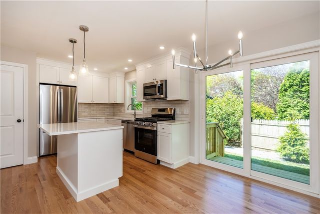 81 Cadora Avenue, Warwick, RI 02818