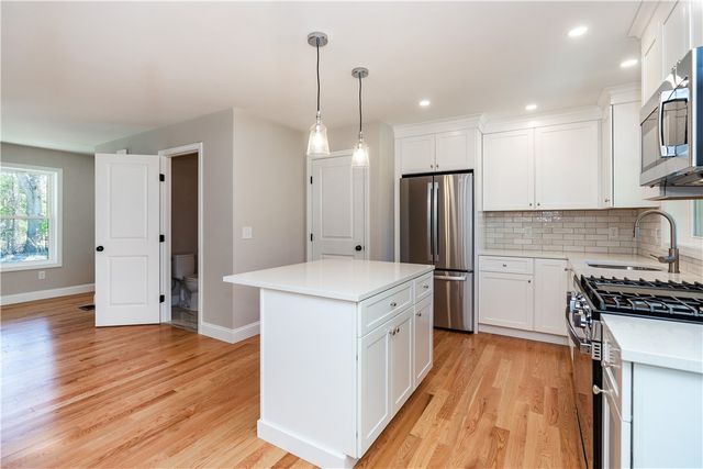 81 Cadora Avenue, Warwick, RI 02818