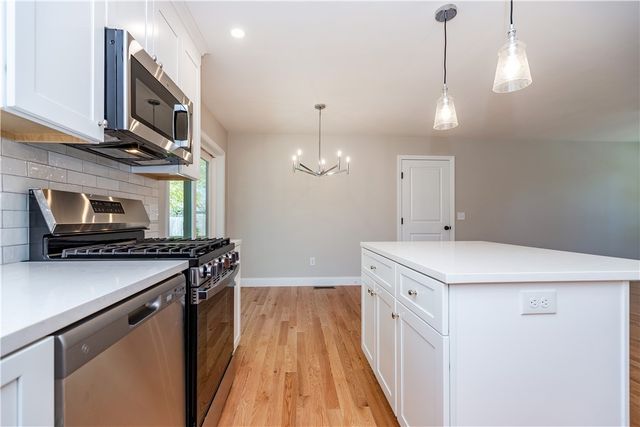 81 Cadora Avenue, Warwick, RI 02818
