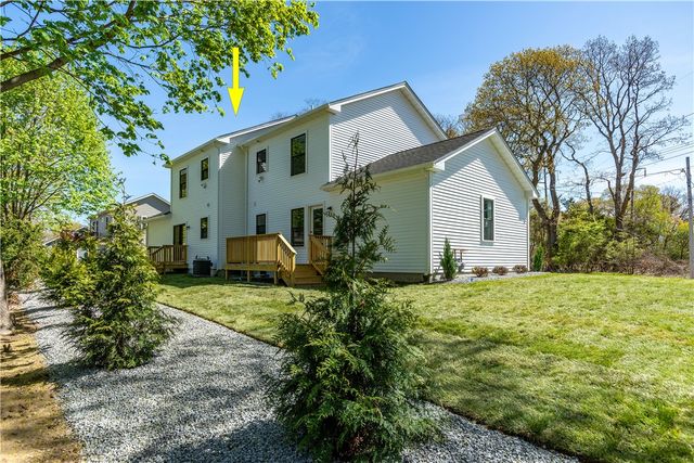 81 Cadora Avenue, Warwick, RI 02818
