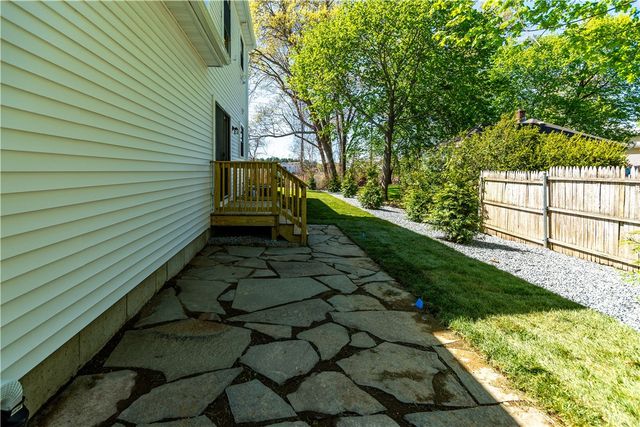 81 Cadora Avenue, Warwick, RI 02818