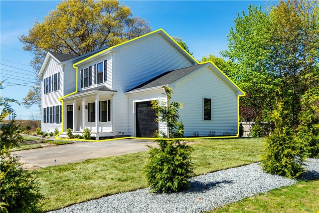 81 Cadora Avenue, Warwick, RI 02818