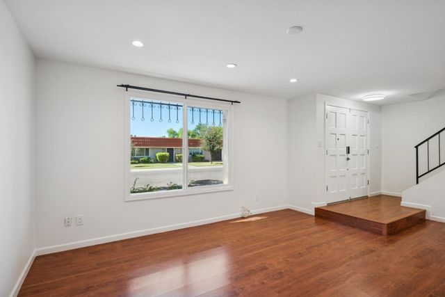 5111 N 83rd Street, Scottsdale, AZ 85250