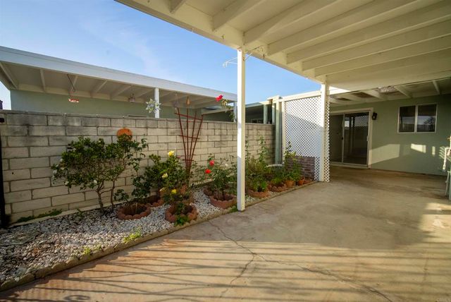 3592 Boussock Lane, Oceanside, CA 92057