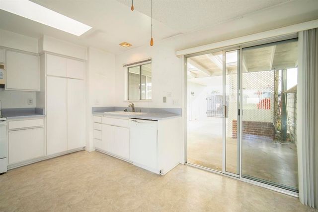 3592 Boussock Lane, Oceanside, CA 92057