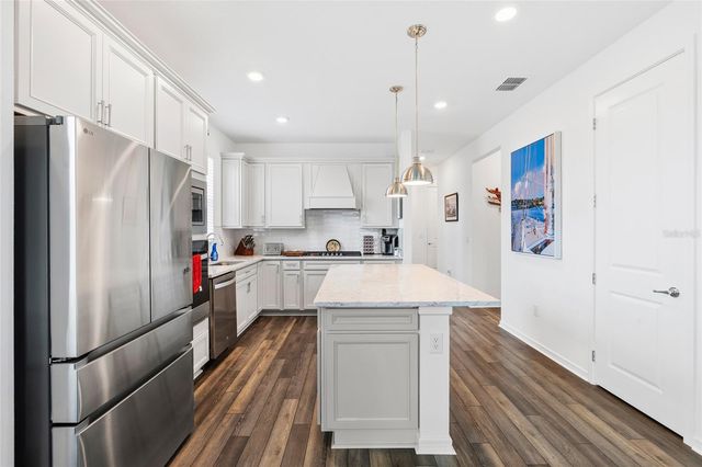 9454 BALLASTER POINTE LOOP, Parrish, FL 34219