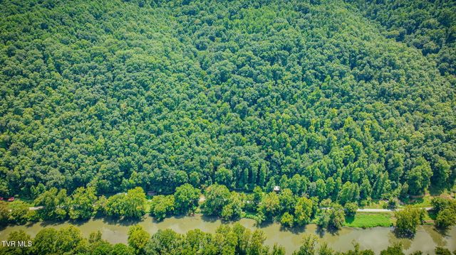 2453 Waters Edge Road, Duffield, VA 24244