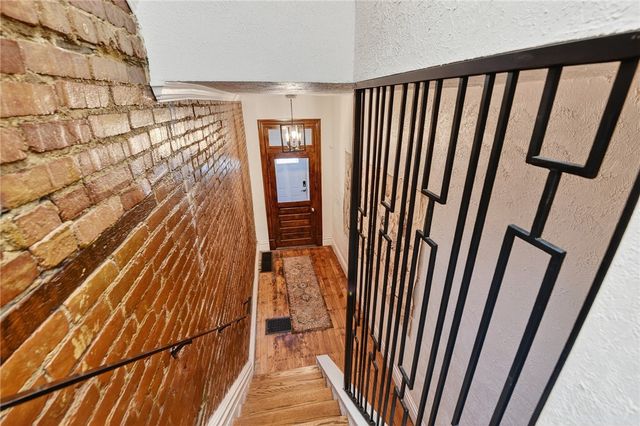 1113 Linden Pl, Central North Side, PA 15212