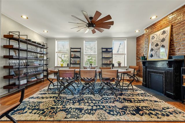 1113 Linden Pl, Central North Side, PA 15212