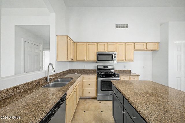 3297 E JUANITA Avenue, Gilbert, AZ 85234