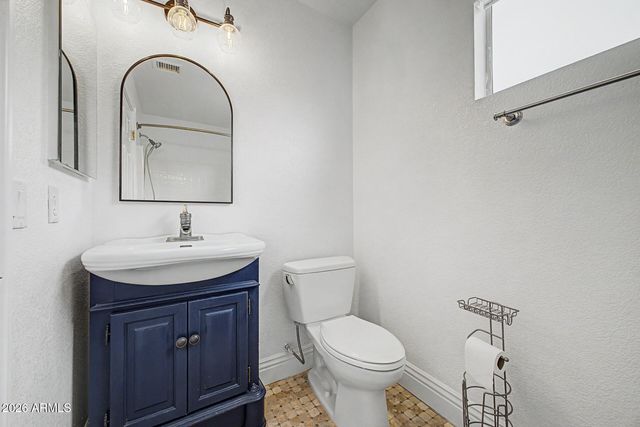 3297 E JUANITA Avenue, Gilbert, AZ 85234