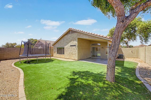 3297 E JUANITA Avenue, Gilbert, AZ 85234