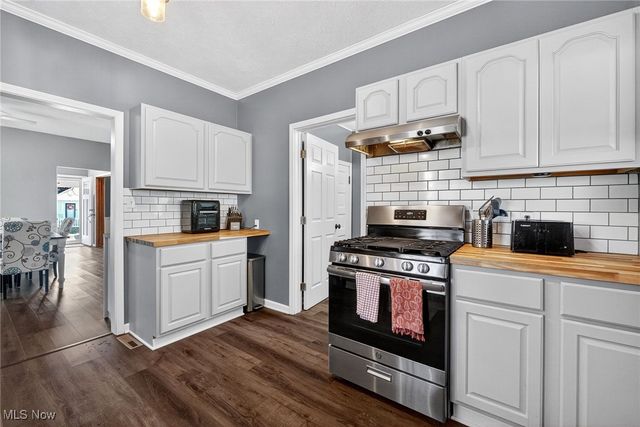 304 Elm Street, South Amherst, OH 44001