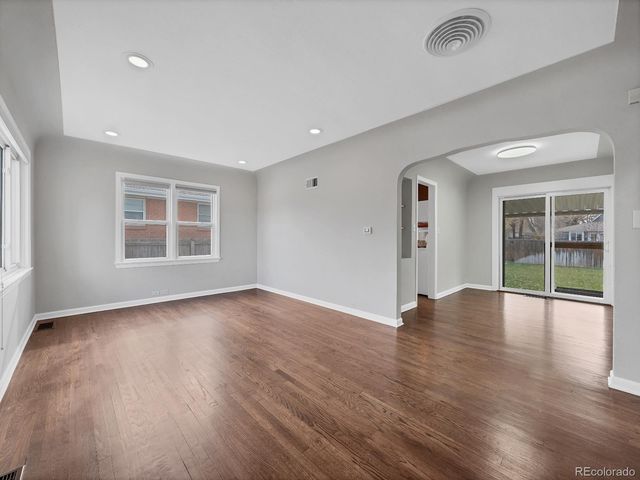 4035 S Logan Street, Englewood, CO 80113