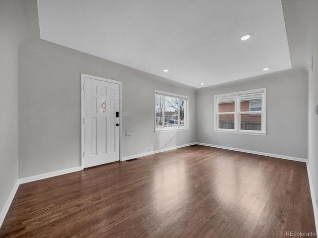 4035 S Logan Street, Englewood, CO 80113