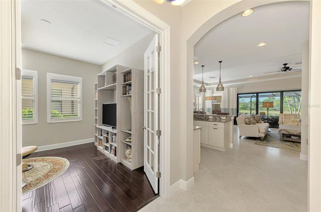 10407 MEDJOOL DRIVE, Venice, FL 34293